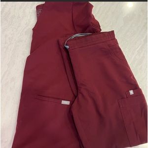 Burgundy Figs Scrub Set